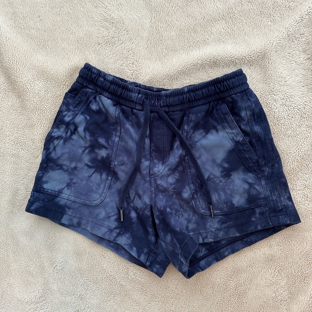 Athleta Farallon Drawstring Tie Dye Sweatshorts
